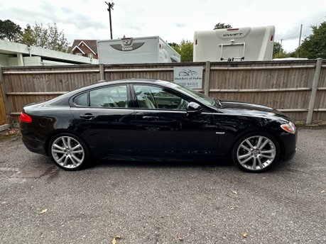 Jaguar XF 3.0D V6 S PORTFOLIO 4Dr AUTOMATIC 3