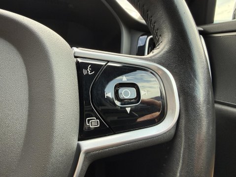 Volvo V60 2.0 D3 Inscription Plus Estate 5dr Diesel Auto Euro 6 (s/s) (150 ps) 35