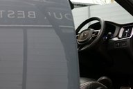 Volvo XC60 2.0 XC60 R-Design B4 MHEV AWD Auto 4WD 5dr 4