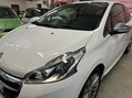 Peugeot 208 ALLURE 16