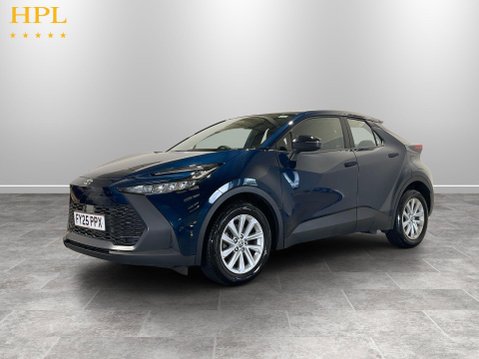 Toyota C-HR 1.8 VVT-h Icon SUV 5dr Petrol Hybrid CVT Euro 6 (s/s) (140 ps) 3