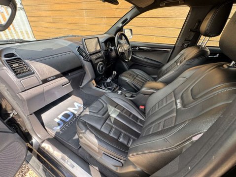 Isuzu D-Max 1.9 D-Max Blade 4WD 32