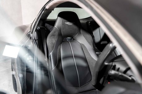 Aston Martin Vanquish V12. ONE OWNER. LOW MILEAGE. CARBON FIBRE INTERIOR. ONE-77 WHEEL. B & O. 22