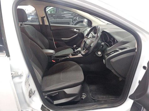 Ford Focus 1.0 Focus Zetec 5dr 14