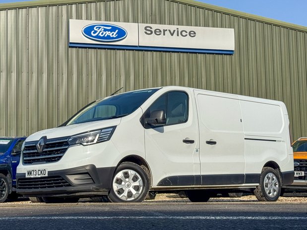 Renault Trafic LWB L2H1 Low roof Advance LL30 Aircon Sensors EURO 6 1