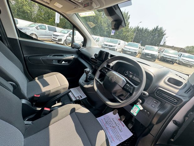 Citroen Berlingo Crew Cab LWB L2H1 Low Roof Enterprise Air Con Sensors EURO 6 NO VAT 19