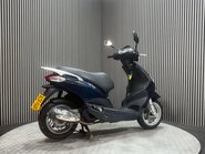 Piaggio Fly 2015 ONLY 8K RUNNING PROJECT SCOOTER SPARES OR REPAIR 125CC 2