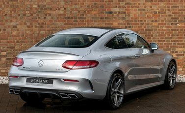 Mercedes-Benz C Class C63 Coupe 7