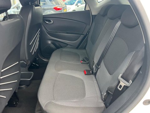Renault Captur 1.2 TCe Dynamique S MediaNav EDC Euro 5 5dr 30