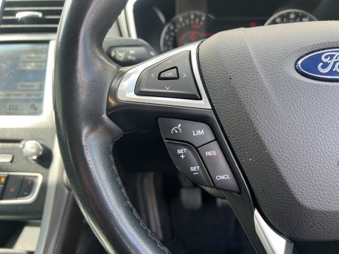 Ford Mondeo 1.5 TDCi ECOnetic Titanium Hatchback 5dr Diesel Manual Euro 6 (s/s) (120 ps 21