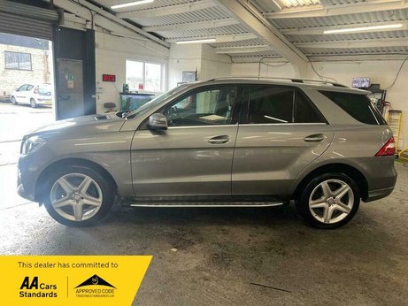 Mercedes-Benz M Class 3.0 ML350 V6 BlueTEC AMG Line G-Tronic 4WD Euro 6 (s/s) 5dr 4