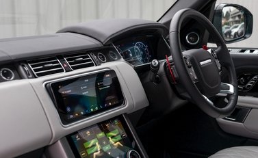 Land Rover Range Rover 5.0 SVAutobiography Dynamic 19