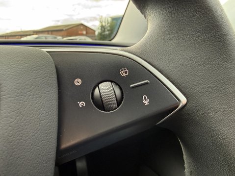 Tesla Model 3 Saloon 4dr Electric Auto RWD (208 ps) 37