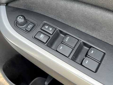 Suzuki Vitara 1.6 SZ5 ALLGRIP 5dr Auto 19