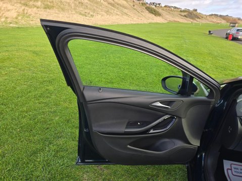 Vauxhall Astra 1.4i SRi Euro 6 5dr 26
