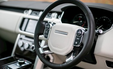 Land Rover Range Rover 3.0 TDV6 Vogue SE 11