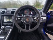 Porsche Cayman GT4 10