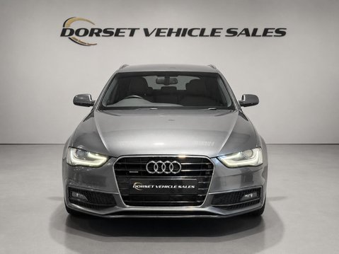 Audi A4 2.0 TDI S line quattro Euro 5 (s/s) 5dr 3