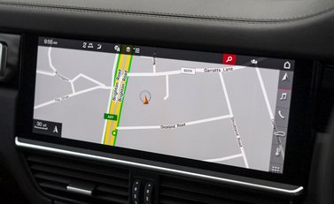 Porsche Cayenne Turbo S E-Hybrid 24