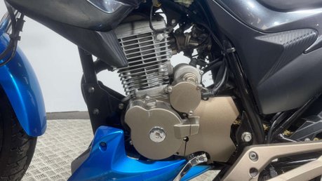 Lexmoto Isca 2020 ONLY 6K, NEW MOT, LEARNER BIKE 125CC NAKED 45