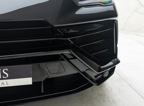 Lamborghini Urus S 43