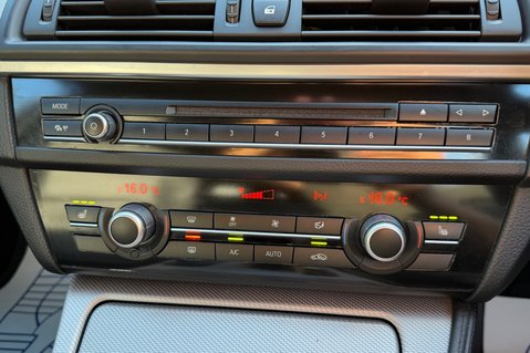 BMW 5 Series 520D M SPORT TOURING 36