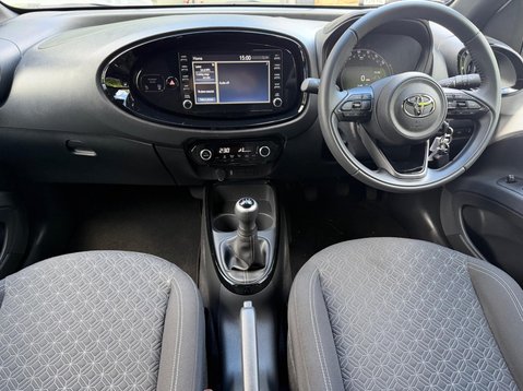 Toyota Aygo X VVT-I EDGE 59