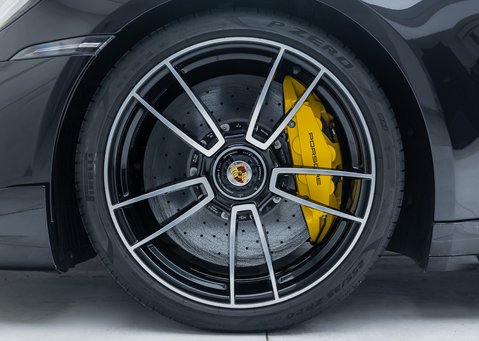 Porsche 911 Turbo S (992) 