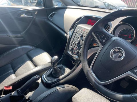 Vauxhall Astra 1.6 Astra Elite 5dr 4