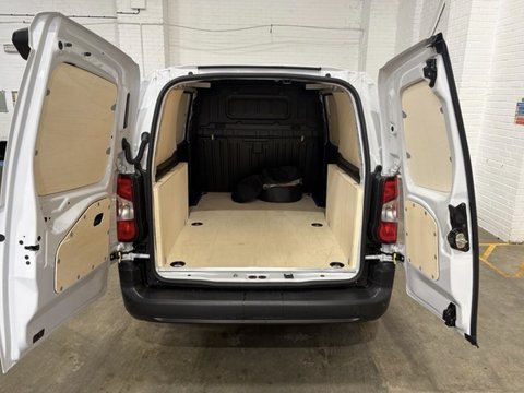 Toyota Proace City L2 ICON 7