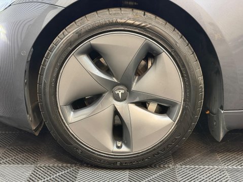 Tesla Model 3 (Dual Motor) Long Range Auto 4WDE 4dr 25