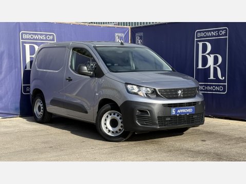 Peugeot e-Partner 800 50kWh Professional Premium + Standard Panel Van 5dr Electric Auto SWB ( 1
