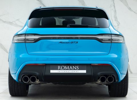 Porsche Macan GTS 5