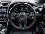 Bentley Bentayga V8 12