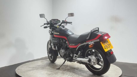 Honda VF750 MAGNA 1982 RUNNING PROJECT BIKE CLASSIC V4 750CC CRUISER 5