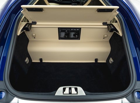 Ferrari 812 Superfast 34