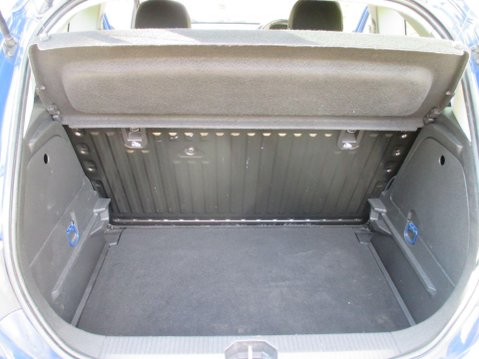 Vauxhall Corsa 1.4i ecoTEC Griffin Euro 6 3dr 37