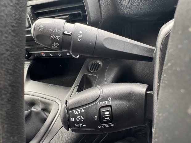 Peugeot Partner SWB L1H1 Low Roof Professional Premium Plus Air Con Sensors EURO 6 18