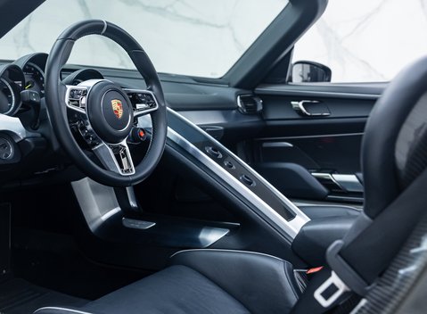 Porsche 918 Spyder 14