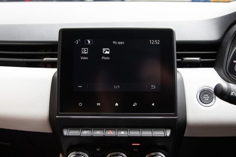 Renault Clio TECHNO TCE 26