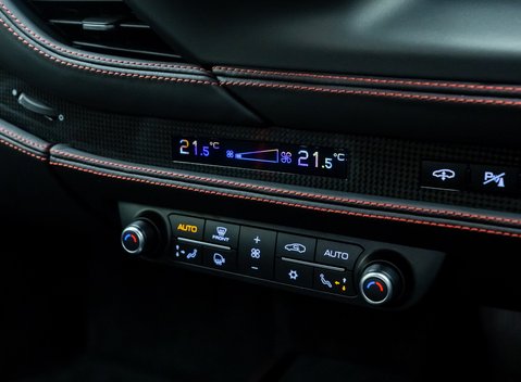 Ferrari F8 Tributo 17