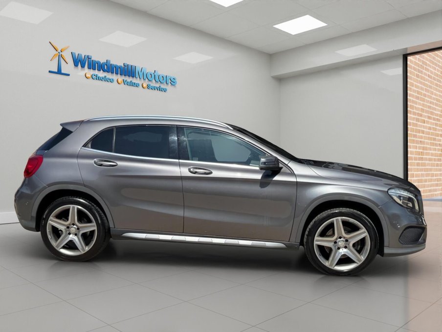 2017 Mercedes-Benz GLA — image 3