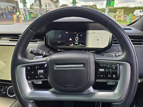 Land Rover Range Rover SV P510e PHEV 14