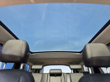 Land Rover Discovery Sport 2.0 SD4 HSE Luxury SUV 5dr Diesel Auto 4WD Euro 6 (s/s) (240 ps) 57