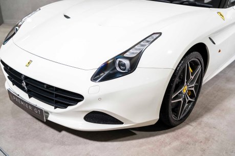 Ferrari California T. MAGNERIDE SUSPENSION. BESPOKE INTERIOR. TWO-TONE BODYWORK. CARPLAY. 50