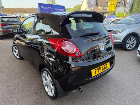Ford Ka 1.2 Titanium Euro 4 3dr 6