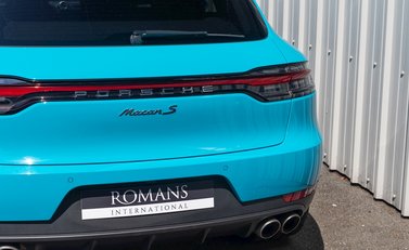 Porsche Macan S 26
