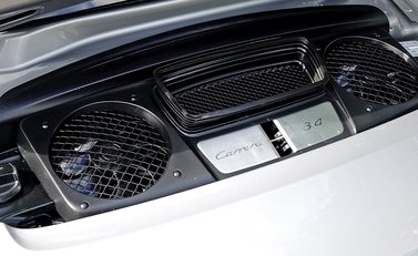 Porsche 911 (991) Carrera 9