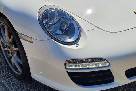 Porsche 911 CARRERA 2S 12