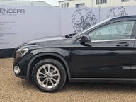 Mercedes-Benz GLA GLA200 SE 5
